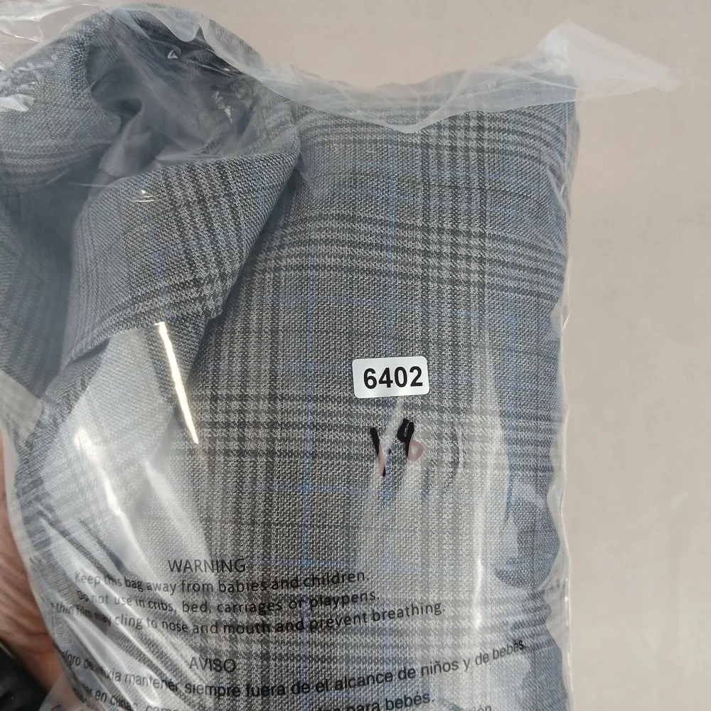 Pronto Uomo Platinum‎ 38R Mens Blazer Sport Coat Plaid Gray 19x30 Modern London